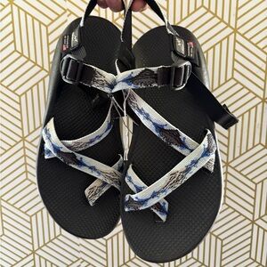 Chaco Black and Blue Strappy Sandals sizes men’s 11